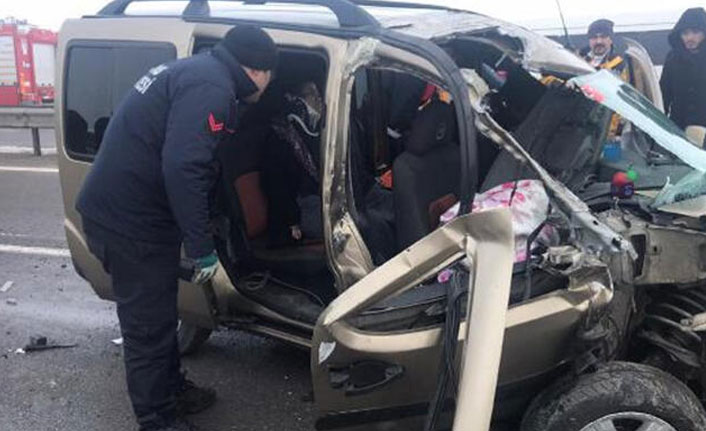 Sivas'ta tarfik kazası: 5 yaralı