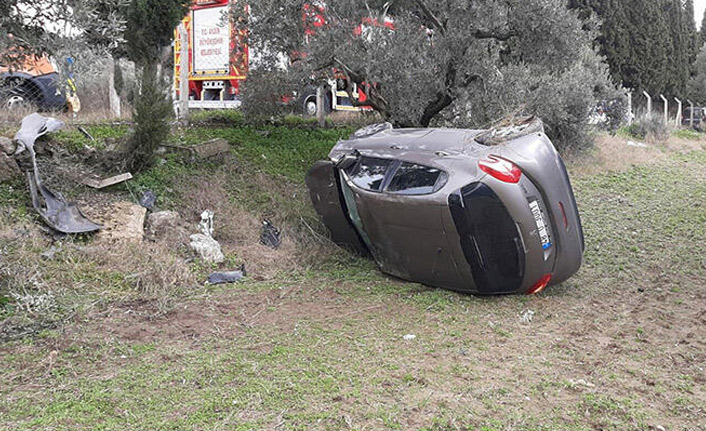 Aydın'ın Söke ilçesinde Otomobil şarampole yuvarlandı. 21 şubat 2020