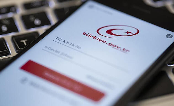 Evli veya bekar kadınlarda soyadı şartları değişti!