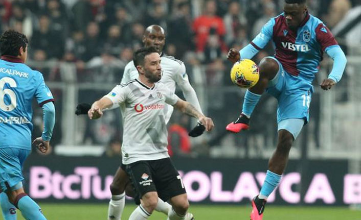 Ekuban tam zamanında sahneye çıktı!