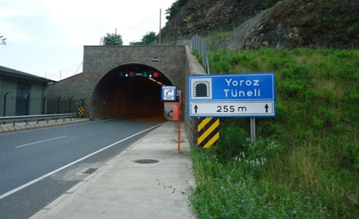 Trabzon'da Yoroz tünelinde çalışma