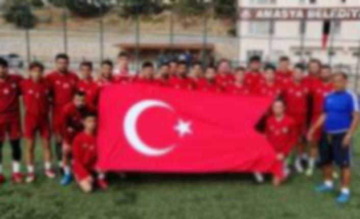 Futbolculardan Mehmetçiğe destek