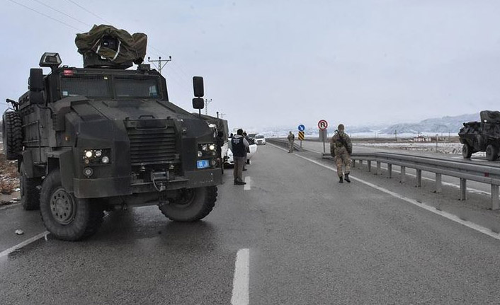 Gümrük Müdürlüğü aracına roketli saldırı! 1 Şehit