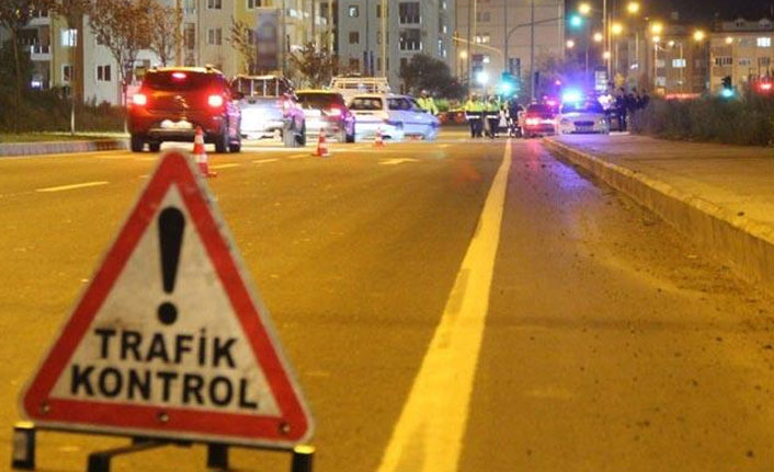 Emniyetin denetimlerinde 702 araç trafikten men edildi