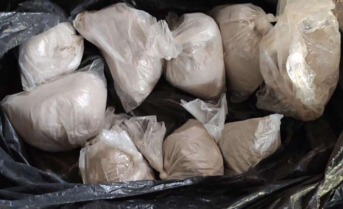 Arpa çuvallarından eroin çıktı