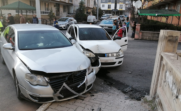 Aksaray'da trafik kazası: 4 yaralı