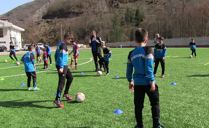 Trabzonspor futbol okuluna yoğun ilgi