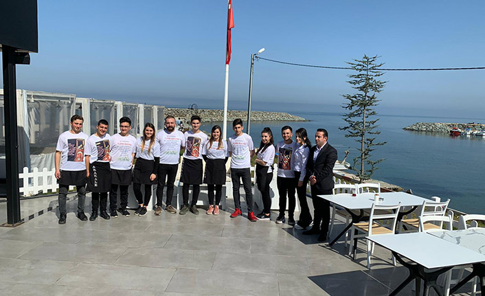 Arakale 8 Mart'ı unutmadı