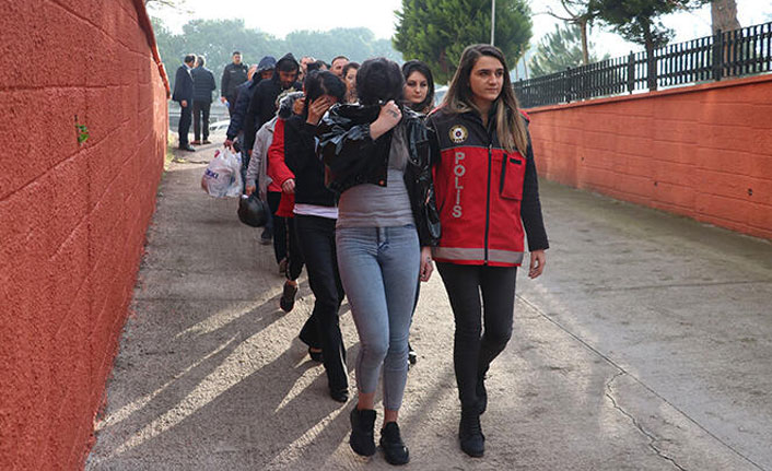 Balıkesir'de fuhuş ve uyuşturucu operasyonunda 5 tutuklama