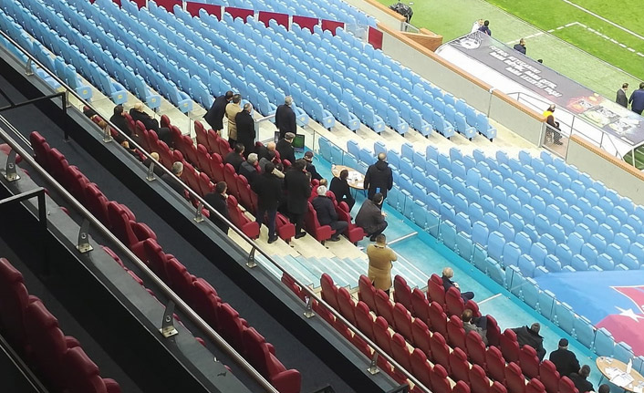 Trabzonspor’un taraftarı yoksa yönetimi var