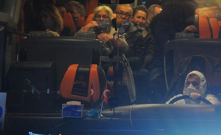 Avrupa'daki 2807 Türk vatandaşı yurda döndü