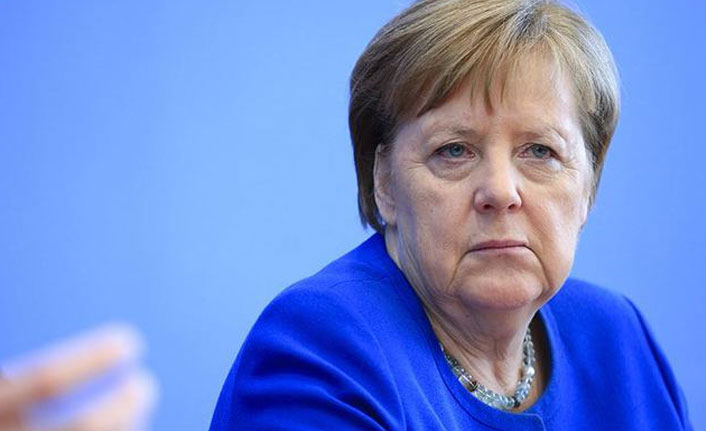 Merkel kendisini karantinaya aldı