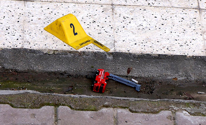 Pencereden düşen 2 yaşındaki çocuk öldü