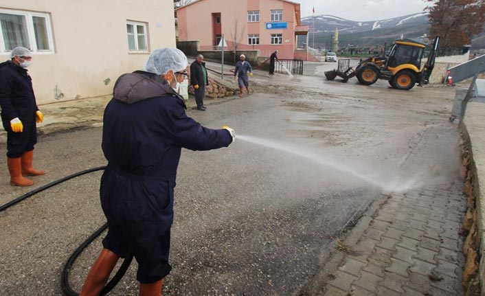 Bayburt'ta temizlik çalışmaları sürüyor