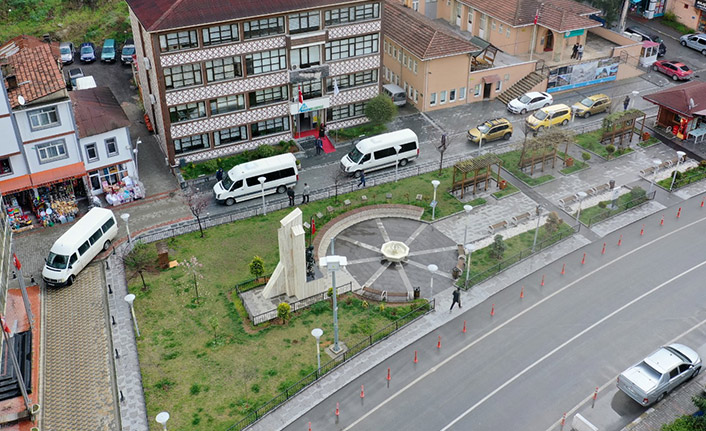 Maçka’da araçlar dezenfekte edildi!