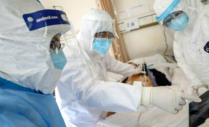 Sıtma ilacıyla koronavirüsü tedavi eden doktora tehdit yağıyor