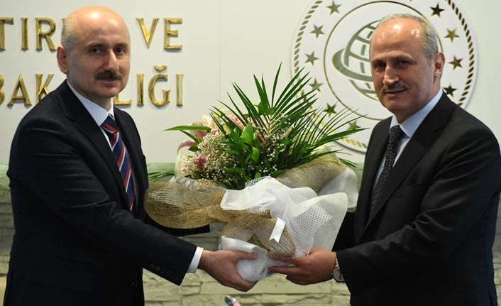 Bir Trabzonlu gitti diğeri geldi! Devir Teslim yapıldı