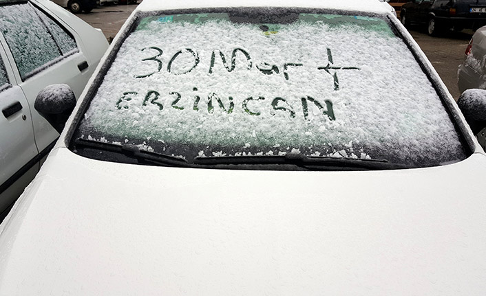 Güne kar yağışı ile başladılar