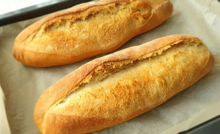 Aileler kendi ekmeğini kendileri yapıyor!