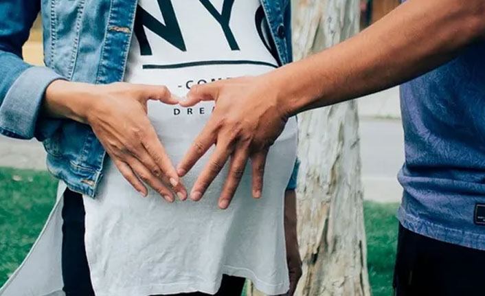 Bebeklerine Korona ve Kovid ismini verdiler