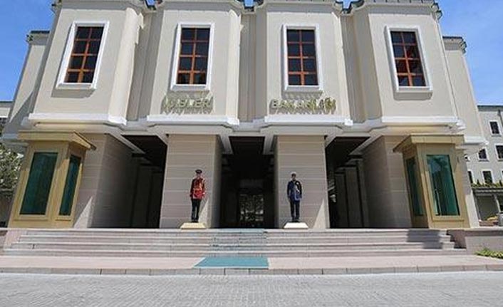 İçişleri Bakanlığı'ndan 20 yaş altı için ek genelge