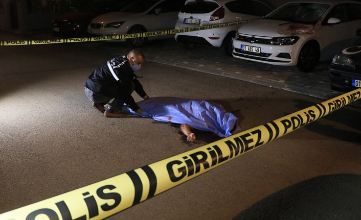 9.kattan atlayıp intihar etti!