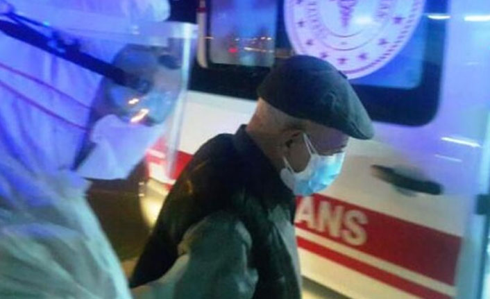 Ateşi yüksek çıkan yaşlı adam kaçmaya çalıştı