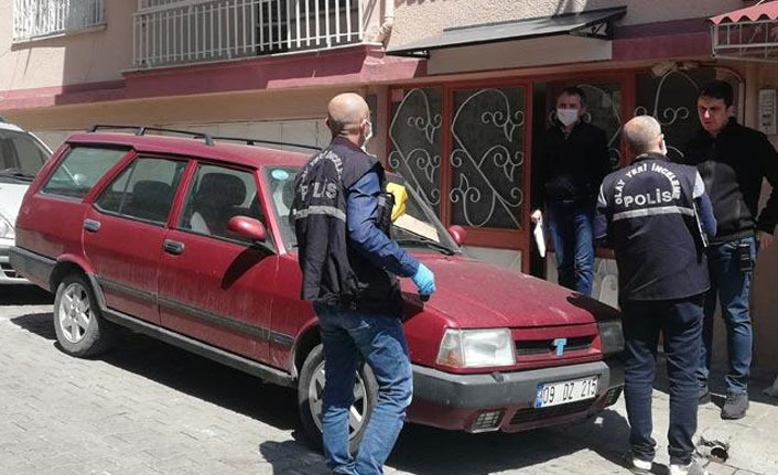 Dedesinin silahıyla oynarken kardeşini yaraladı