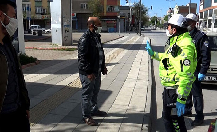 Sokağa çıkma yasağını ihlal etti! Polise böyle yalvardı