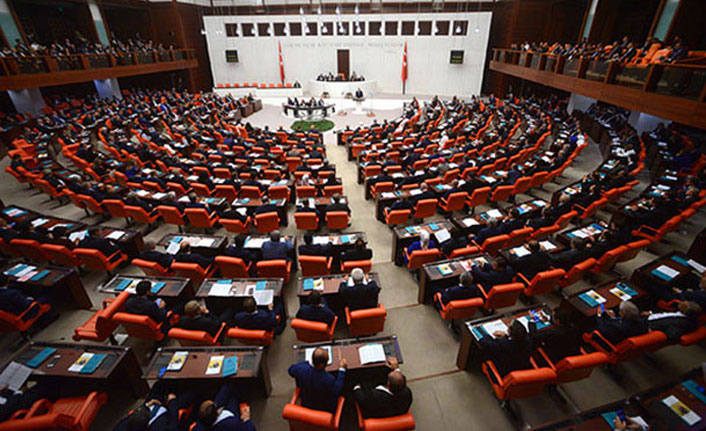 'Sağlıkta şiddet' düzenlemesi, YÖK kanun teklifine eklendi