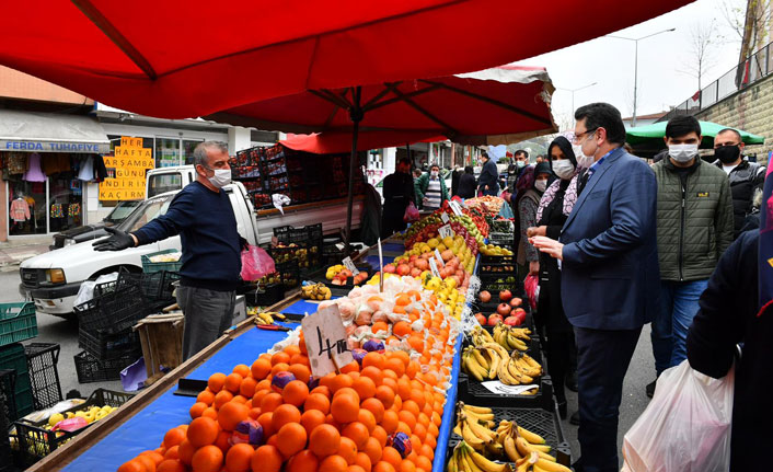 Başkan Genç'ten pazarda koronavirüs denetimi