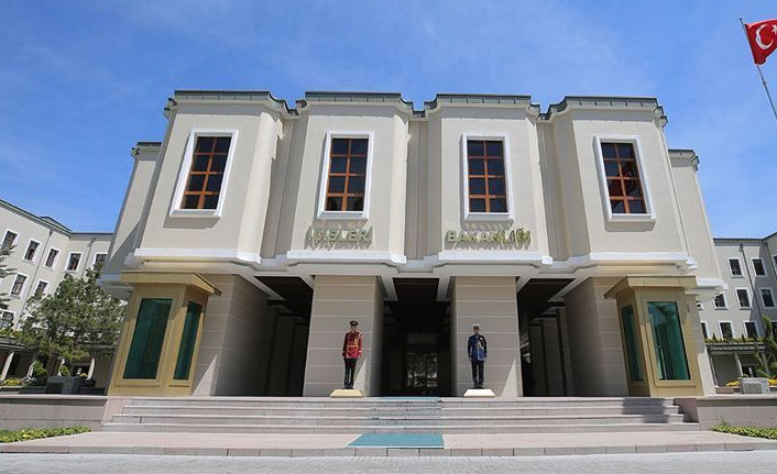 İçişleri Bakanlığı'ndan yeni sokağa çıkma yasağı genelgesi! işte açık olacak iş yerleri...