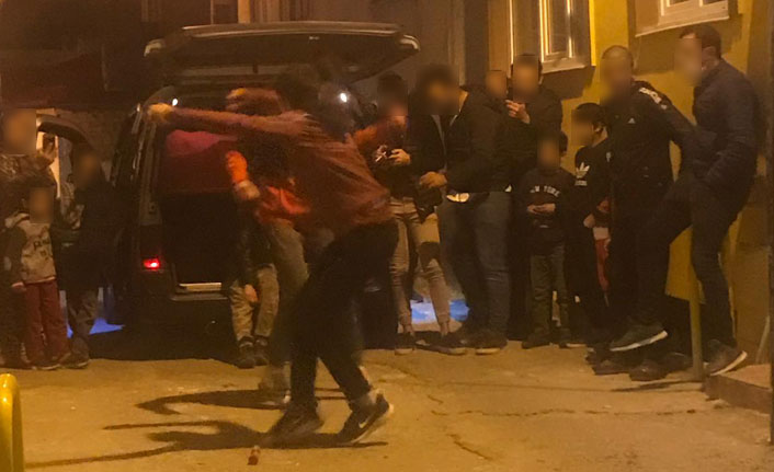 Trabzon'da yol ortasında kolbastı oynadılar