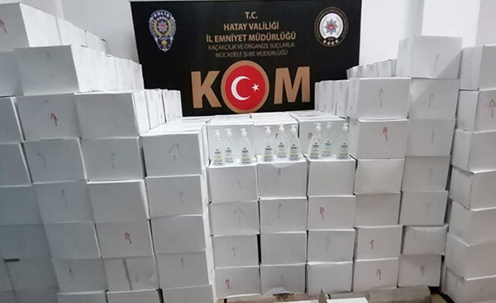 5 bin 400 kaçak dezenfektan ele geçirildi!