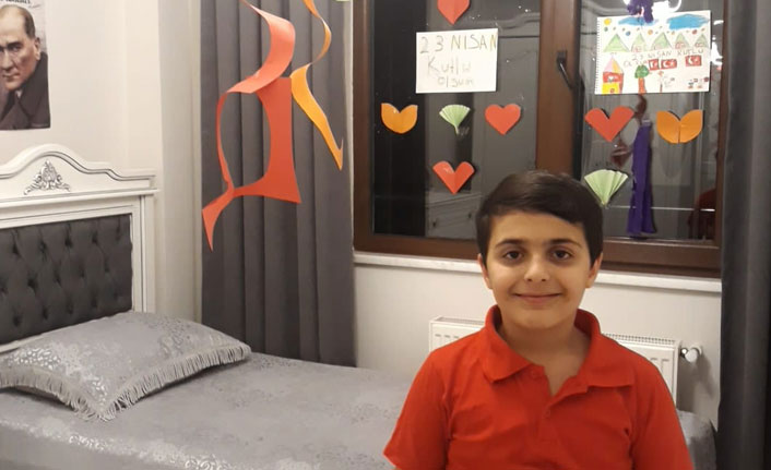 Haydi çocuklar bayraklar hazır mı?