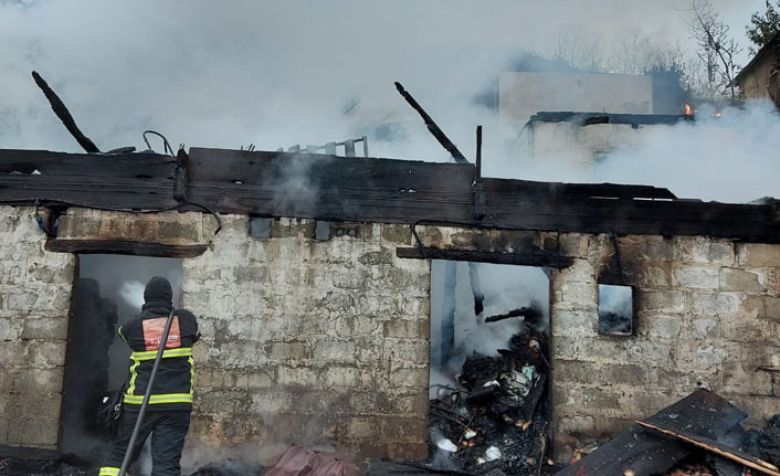 Rize'de yangın korkuttu