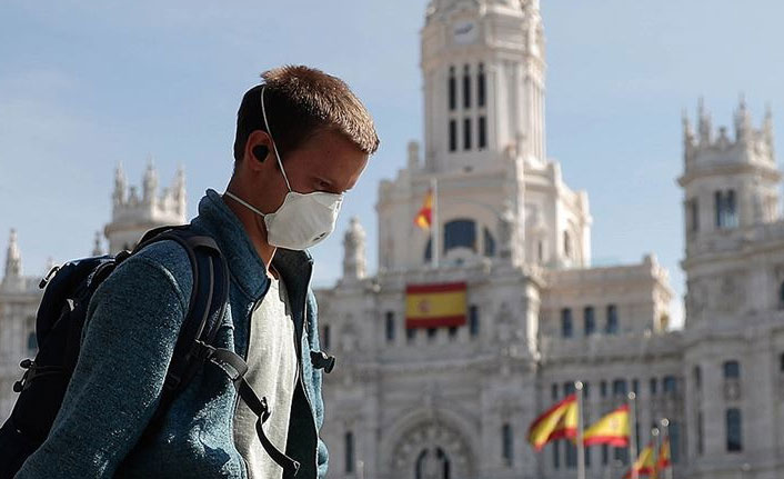 İspanya'da son 24 saatte 435 kişi öldü