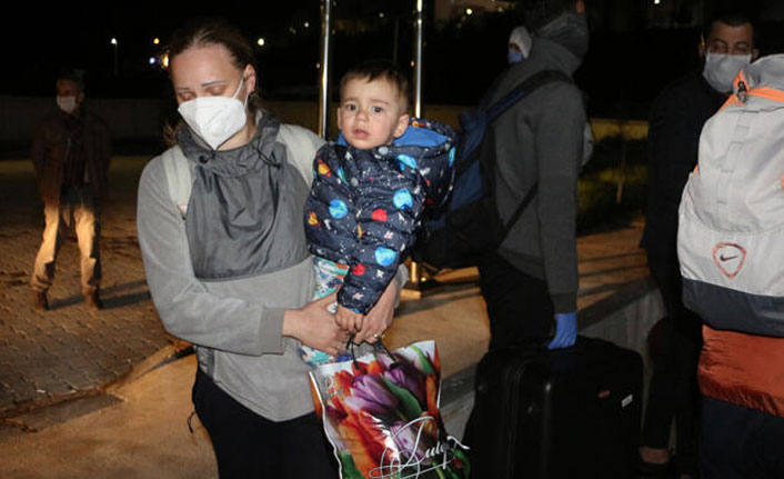 Ukrayna'dan getirilen 323 vatandaş yurda yerleştirildi