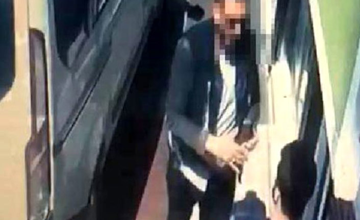 Esnafı tokatlayan polis görevden alındı