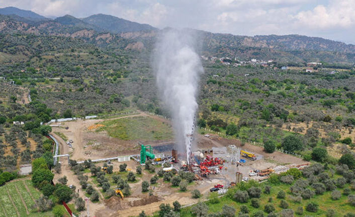 Sondaj çalışmasında patlama!