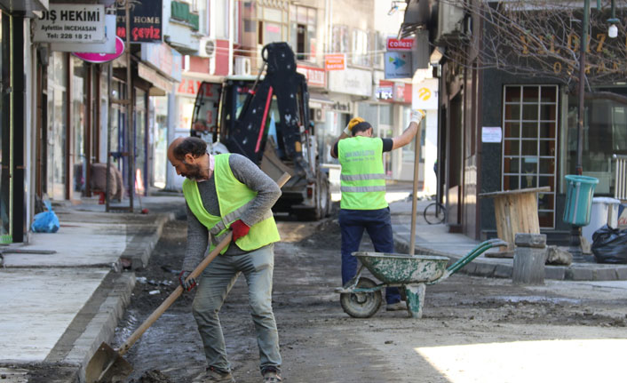 Akçaabat Belediyesi dur durak bilmiyor