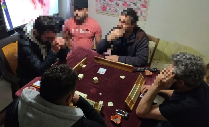 Kumarhaneye dönüştürülen eve şok baskın