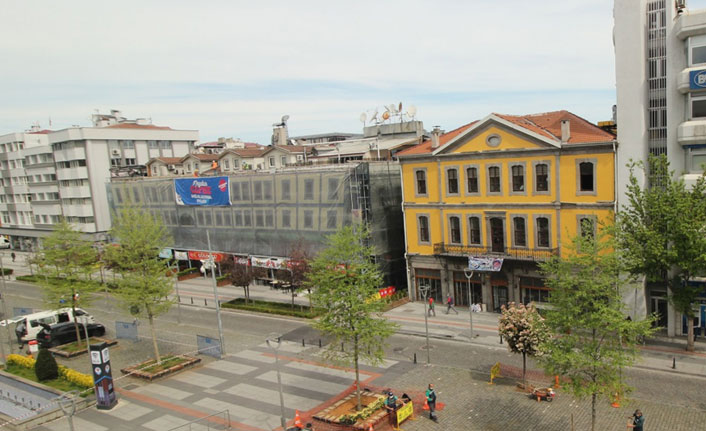 Trabzon'da Meydan cephe sağlıklaştırması sürüyor