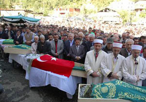 Artvin'deki selde ölenler!