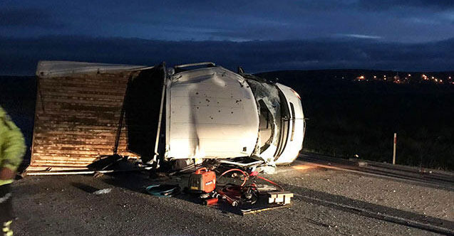 Yozgat'ta kamyonet devrildi: 1 ölü, 3 yaralı