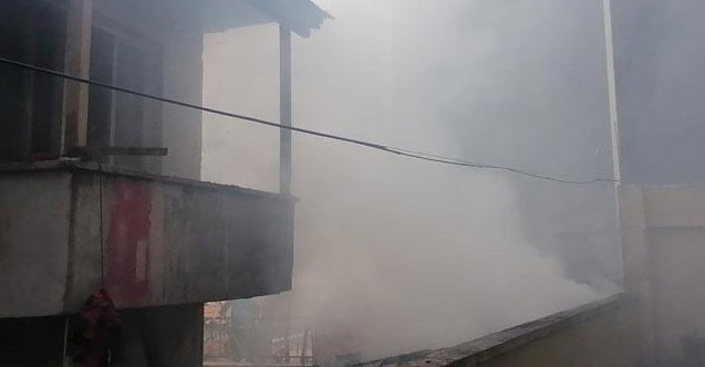 2 katlı ev alev alev yandı!