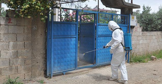 17 kişinin yaşadığı 2 ev karantinaya alındı!