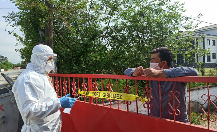 1 kadın 11 kişiye koronavirüs bulaştırdı
