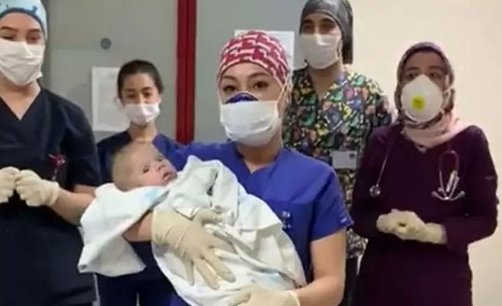 5 aylık bebeğin koronavirüs zaferi