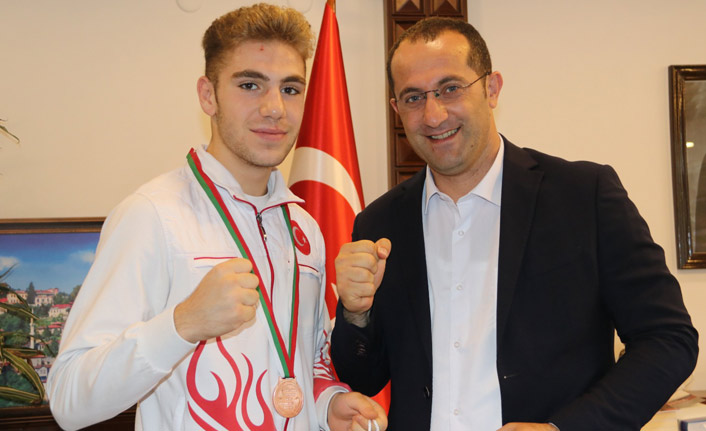 Başkan Ekim'den 19 Mayıs mesajı